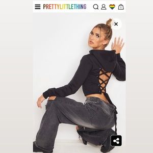 Prettylittlething Black Lace Up Back Crop Hoodie